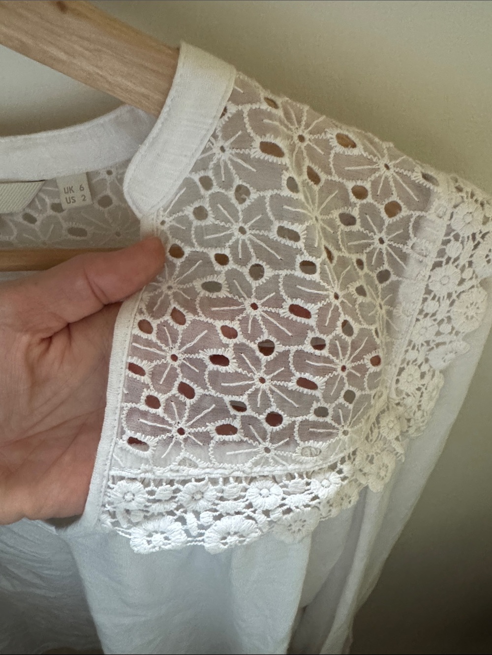 Boden White Lace Yoke Blouse Long Sleeve Crochet Floral Cotton Modal Oversized 2 - Picture 3 of 7